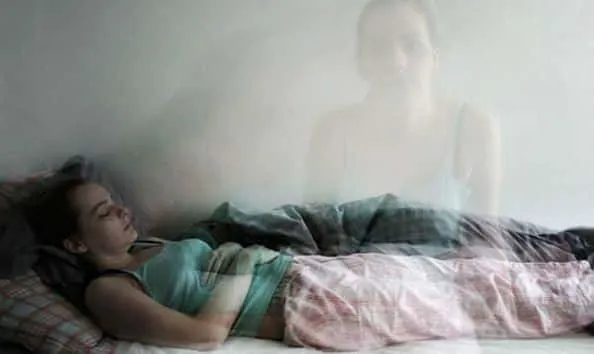 Mơ thấy nói chuyện với người thân đã chết